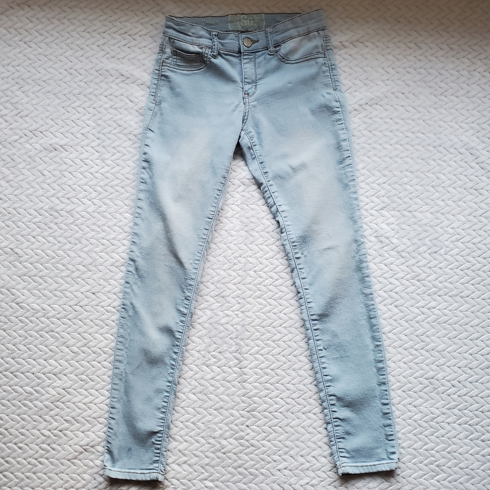 SO Light Blue Skinny Straight Leg Jegging Size 7 Regular